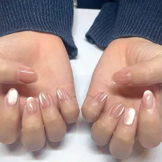 ネイル Nailsalon Repos.所属・Rika🌼 シンプル•マグネットのネイルデザイン