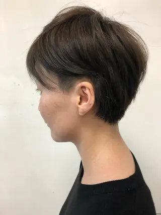 ショート カラー CoCooN Hiromiのヘアスタイル