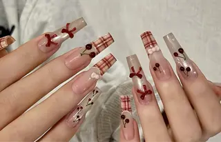 ネイル D-BEAUTY Nailsalonのネイルデザイン