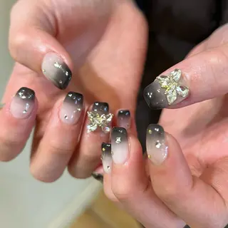 ネイル 鈴木 まゆのネイルデザイン