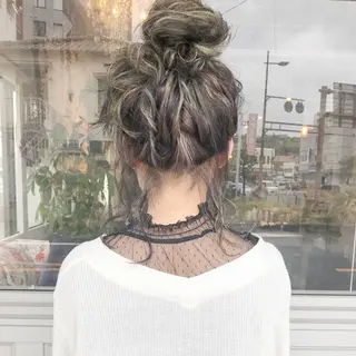 セミロング カラー ヘアアレンジ Mariana/ 鶴原-ハイライトのヘアスタイル