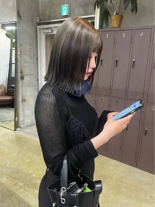 ミディアム カラー ナガノリノ /ボブ/ ベージュ/暖色のヘアスタイル