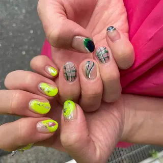 ネイル 【カメレオン】 上村 祥子のヘアスタイル