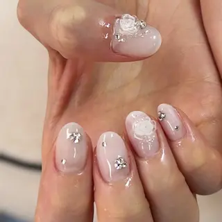 ネイル アトリエ　ミモザ所属・いまむら あかりのネイルデザイン