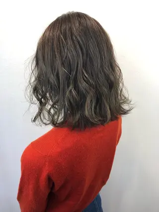 ミディアム カラー 2nd所属・🤍2nd🤍田所 美希のヘアスタイル