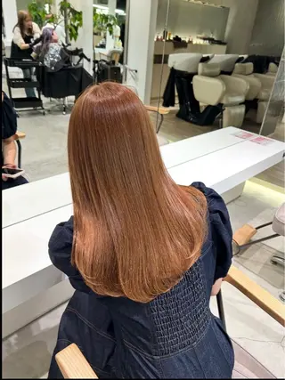 セミロング 新屋敷 拓大のヘアスタイル