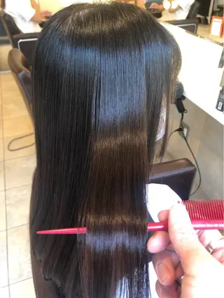 ロング amber池袋所属・美髪矯正・ブリーチ 矯正🫧秋元ゆたかのヘアスタイル