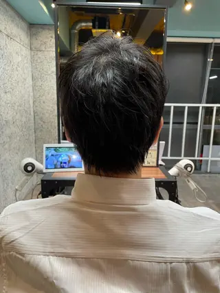 メンズ eyesburg W/est所属・ショート 村上のヘアスタイル