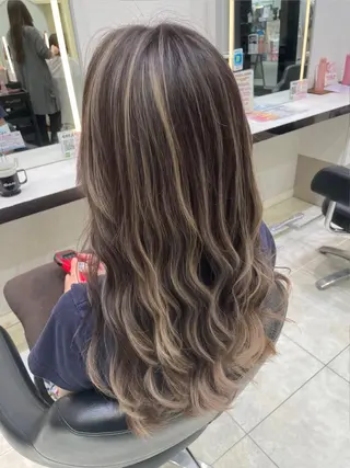 ロング カラー GOAT_茅ヶ崎 キシ サクラのヘアスタイル