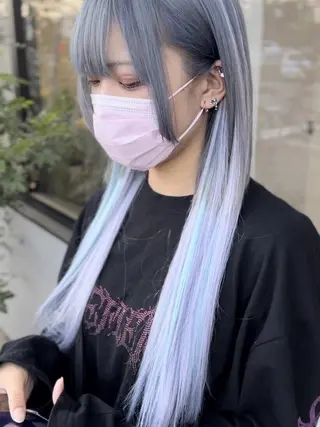 ロング カラー 吉井 結唯のヘアスタイル
