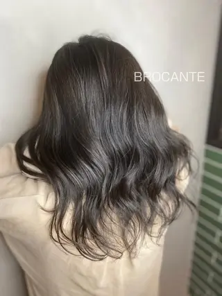 ロング カラー L’atelier BROCANTE (ラトリエ ブロカント)所属・BROCANTE立川 karasawa.nのヘアスタイル