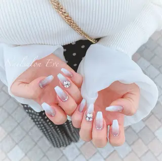 ネイル Nailsalon Eve（イヴ）のネイルデザイン