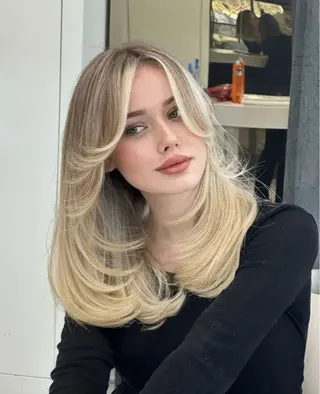 ミディアム hair&make salon vajra（バサラ）所属・外国人風ヘア🦋 小岩来望のヘアスタイル