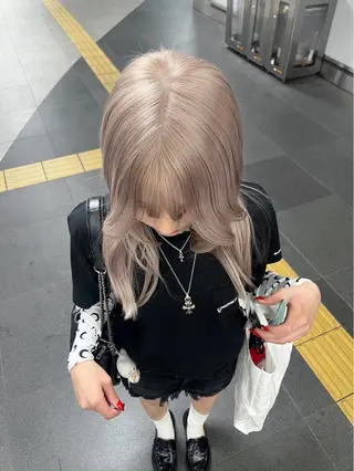 ロング カラー PELE/ハイトーン /NATSUKIのヘアスタイル