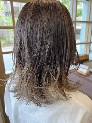 ミディアム カラー 浅原 恵樹のヘアスタイル