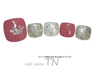 ネイル 矢川 まどかのネイルデザイン