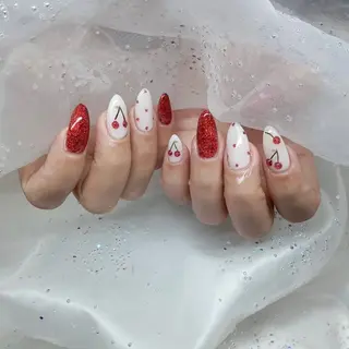 ネイル 金井 奈々のネイルデザイン