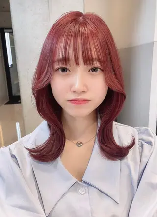 ミディアム カラー フクダ ジュリのヘアスタイル