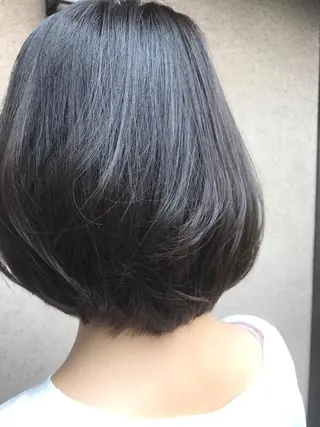 ショート カラー vato マンツーマンサロンのヘアスタイル