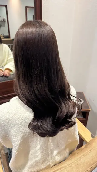 ロング Graphy 札幌所属・🐺ナカムラ モモカのヘアスタイル