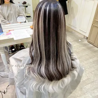 ロング エクステ/ハイトーン 🐏☁️miminaのヘアスタイル
