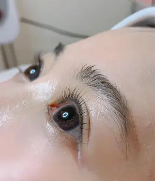 マツエク・マツパ EEネイルサロン所属・まつ毛パーマ專門 BEAUTYのマツエク・マツパデザイン