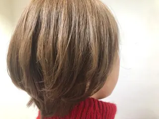 ショート カラー ベージュ指名No1 加賀詩織のヘアスタイル