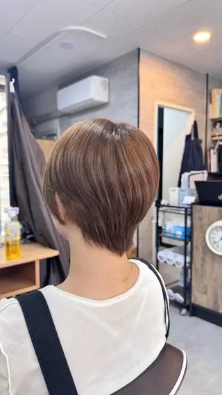 カラー 河田 愛菜のヘアスタイル