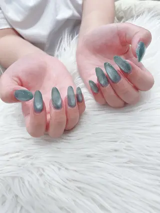 ネイル Tiary🎀 Ayukaのネイルデザイン