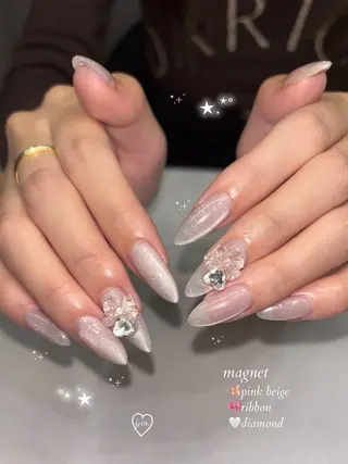 ネイル 🧸fein. rena🩰のネイルデザイン