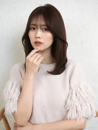 ミディアム fumi🪞血色感 アップ艶カラーのヘアスタイル