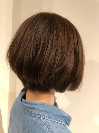 ショート カラー ながやま まいのヘアスタイル