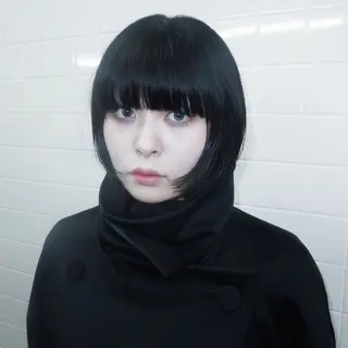 ミディアム タマキ/似合わせ カット/Wカラーのヘアスタイル