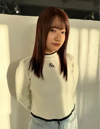 ミディアム Iwama momokaのヘアスタイル