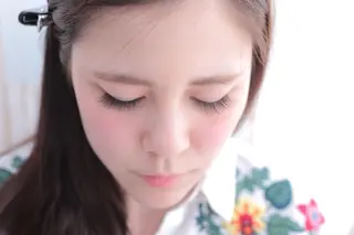 マツエク・マツパ 佐藤 花帆のヘアスタイル