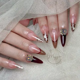 ネイル Maggie Nail🦩のネイルデザイン