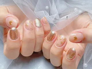 ネイル マジックミラー所属・マジック ミラーのネイルデザイン