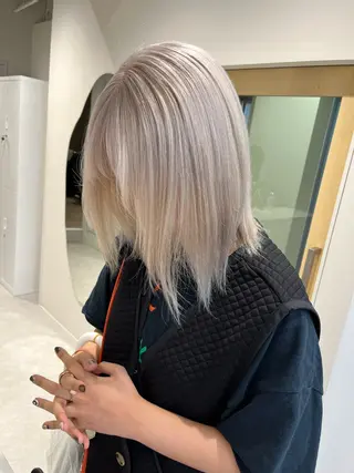 ショート ハイトーン/メンズ/ ボブ RINのヘアスタイル