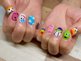 ネイル Nail Blue512所属・Nailist MINORIのネイルデザイン