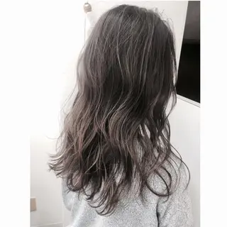 ロング ディレクター鮫島 俊介のヘアスタイル