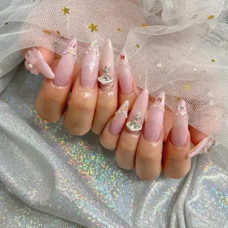 ネイル Nail Salon & MORE.のネイルデザイン