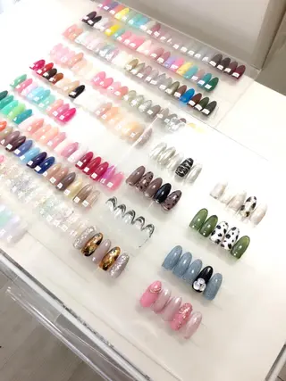 ネイル e.nail所属・和賀井 恵理のネイルデザイン