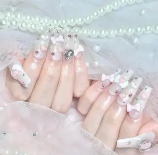 ネイル WISTERIA SAKAEのネイルデザイン