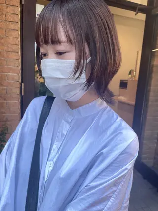 ミディアム レイヤーカット/ 透明感カラーmikuのヘアスタイル