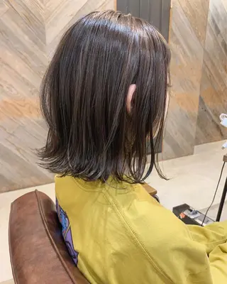 ショート カラー ヘアアレンジ メンズ キッズ ネイル マツエク・マツパ 中津No.1髪質改善 店長✨透ける暗髪のヘアスタイル