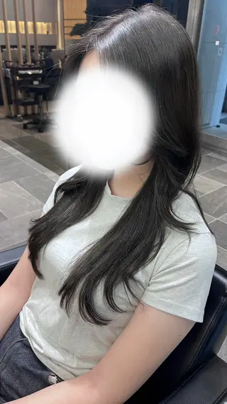 ロング カラー LATTE所属・垢抜け顔周り／韓国 ヘア𝑺𝒂𝒌𝒊のヘアスタイル
