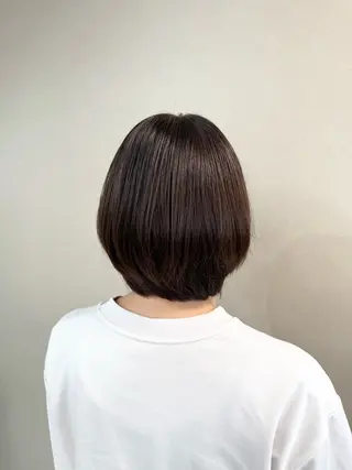 ショート カラー 中根 乙葉 / Alyssumのヘアスタイル