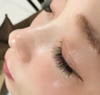 マツエク・マツパ Ray+beauty 中央橋店の眉毛・アイブロウイメージ