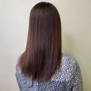 セミロング パーマ 染矢 優希のヘアスタイル