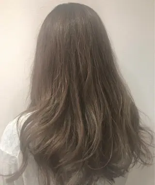 セミロング カラー レイヤーカット匠 イソザキノリユキのヘアスタイル